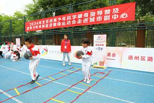 记者：成都蓉城主动调整训练计划，为国家队提供基地训练